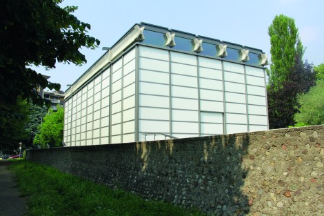 baranzate chiesa di vetro esterno 2